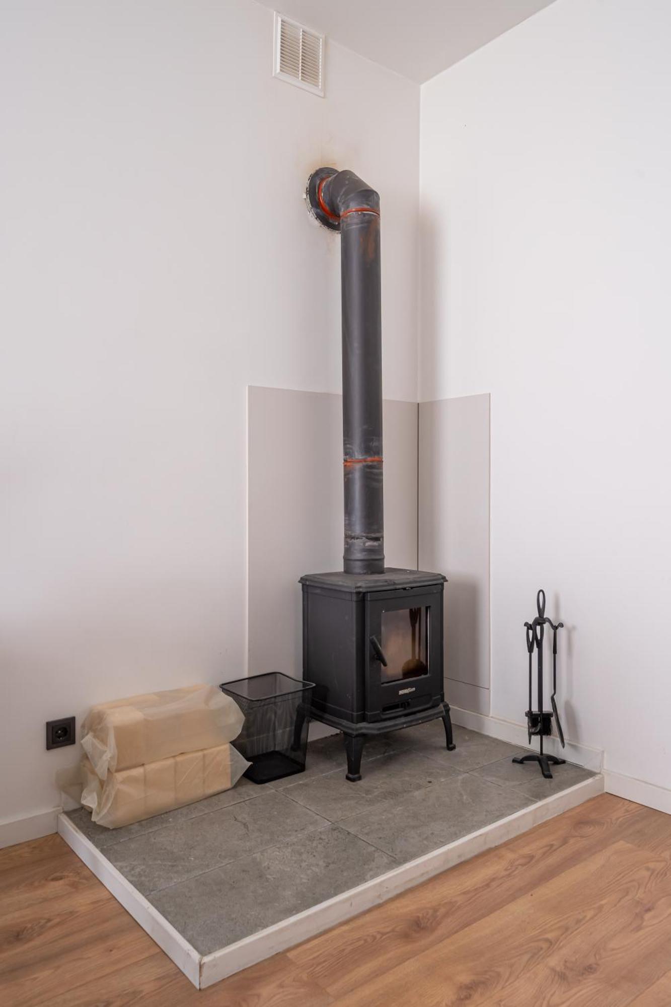 Lienes Iela Gem 1Br Apartment With Fireplace In Historic Unesco Center Riga Extérieur photo