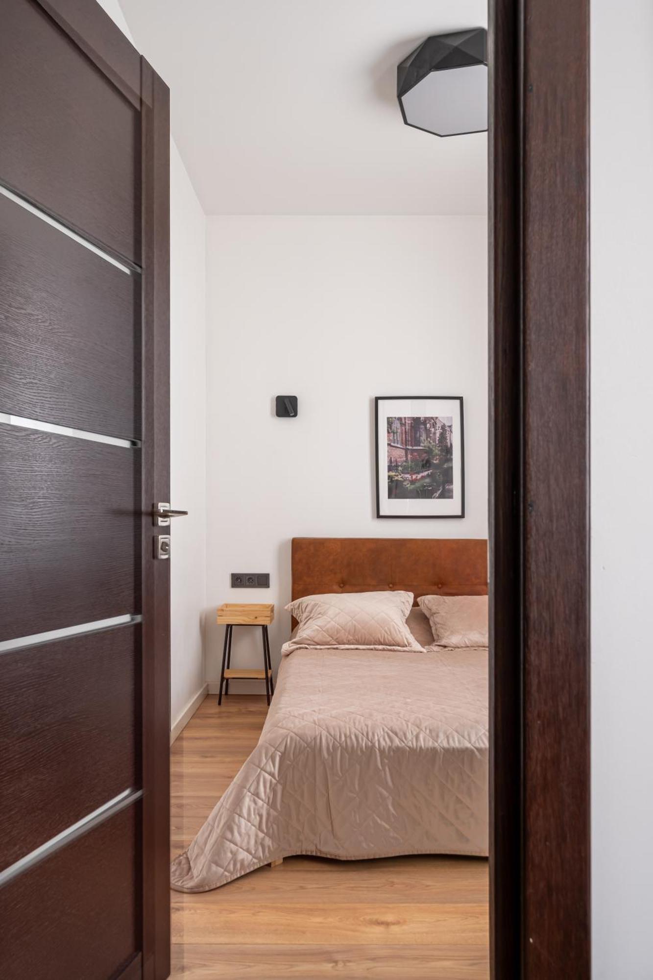 Lienes Iela Gem 1Br Apartment With Fireplace In Historic Unesco Center Riga Extérieur photo